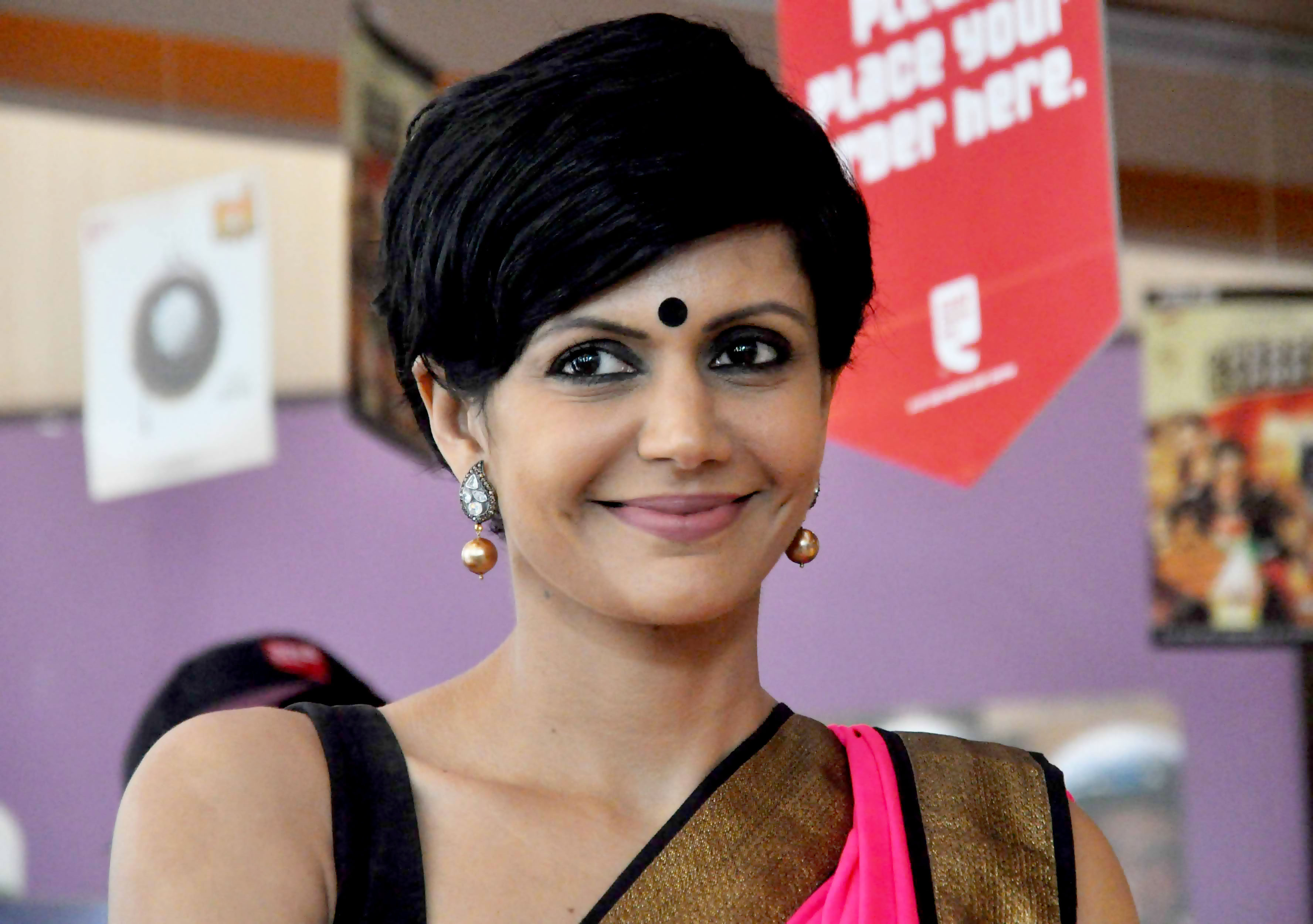 Mandira Bedi - Indian Actress, Fashion Designer, Television Presenter